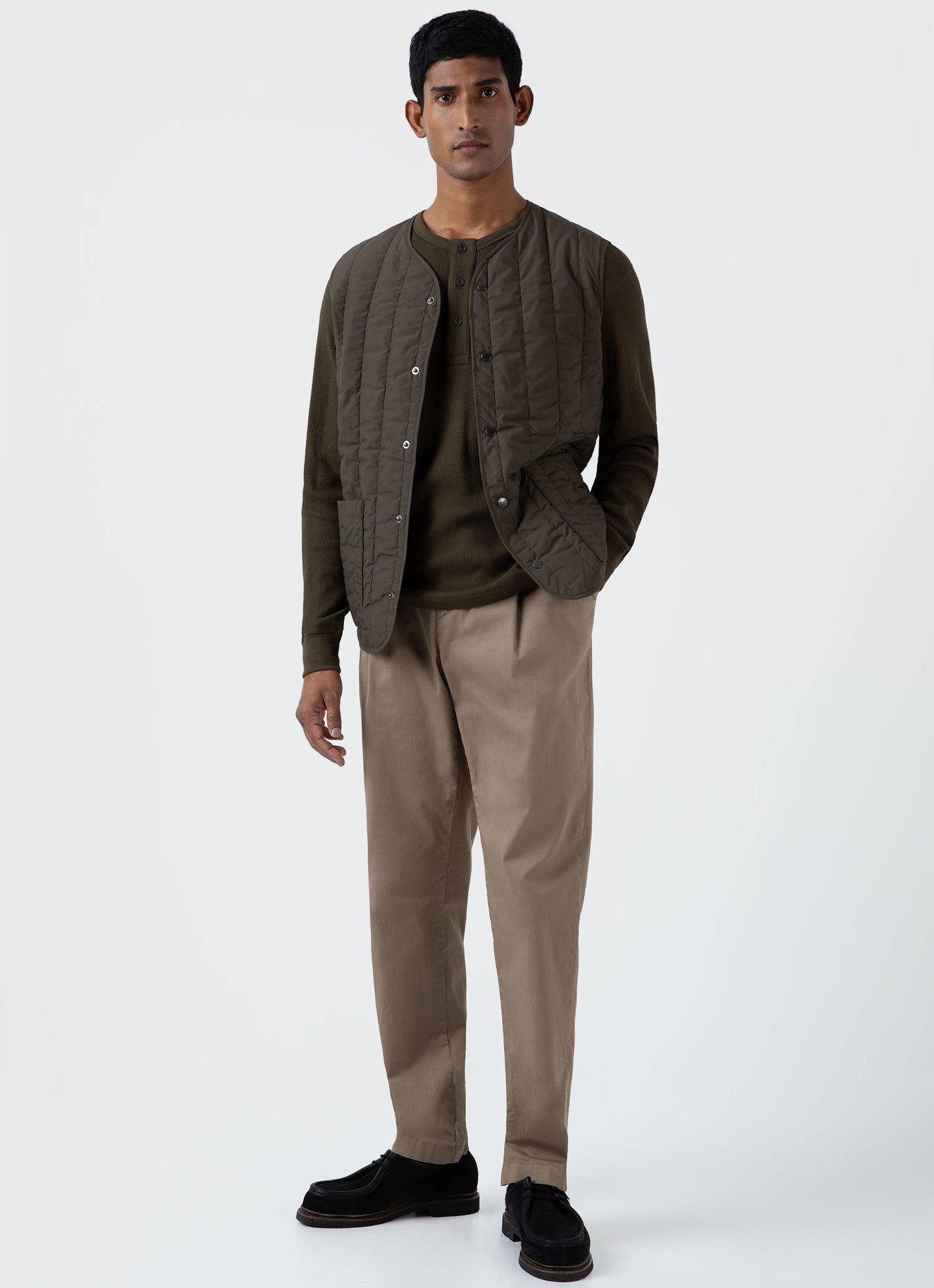 Mens Quilted Liner Gilet In Dark Olive Mjac7124 Gngw