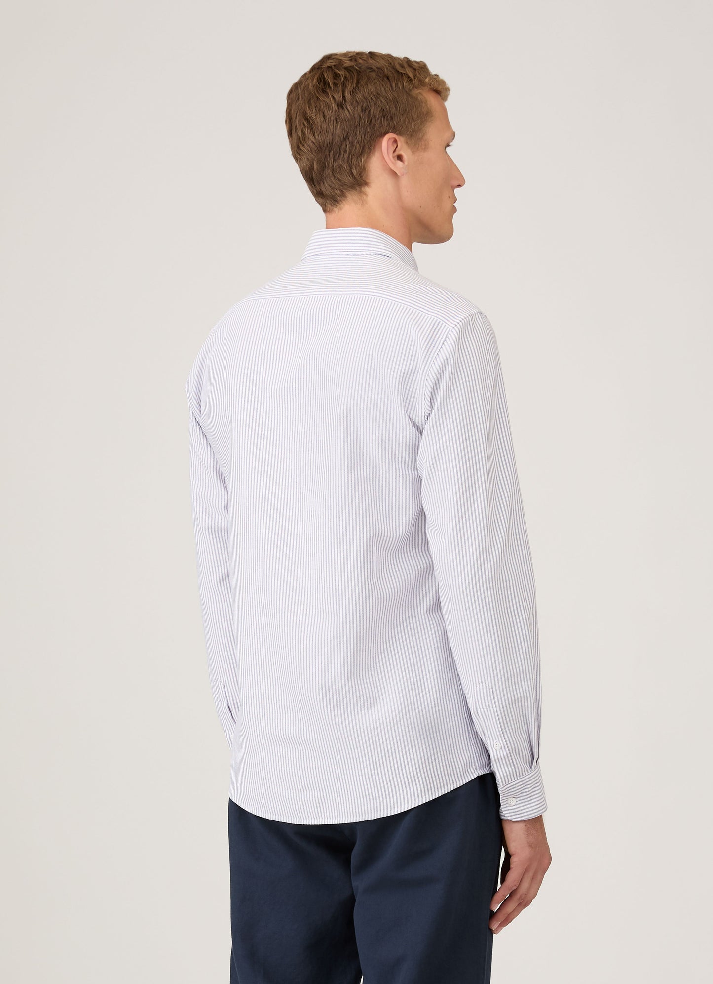 Mens Oxford Shirt In White Navy Msht2128 Stkt