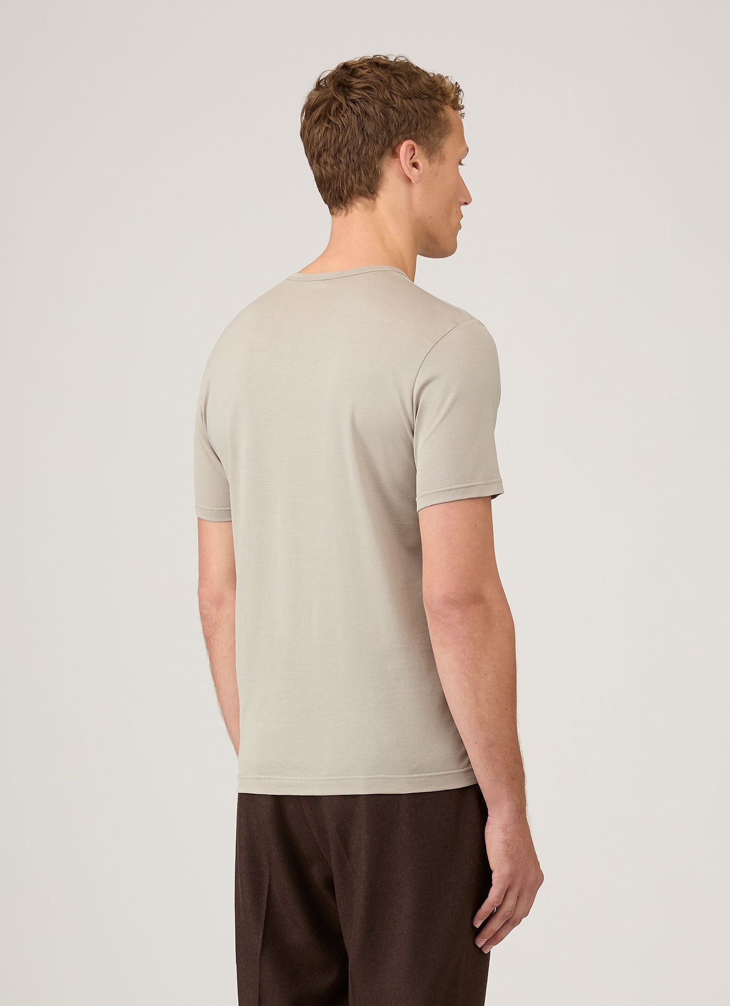 Mens Classic Tshirt In Fog Mtsh0001 Gyff