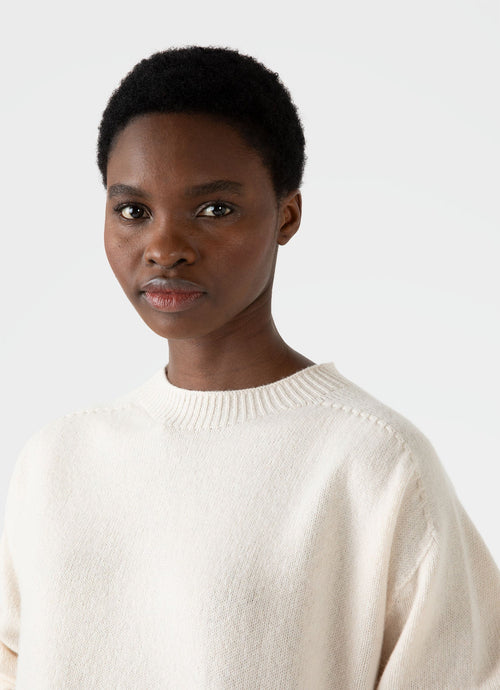 Womens Lambswool Crewneck Jumper In Ecru Wjum8176 Whcr