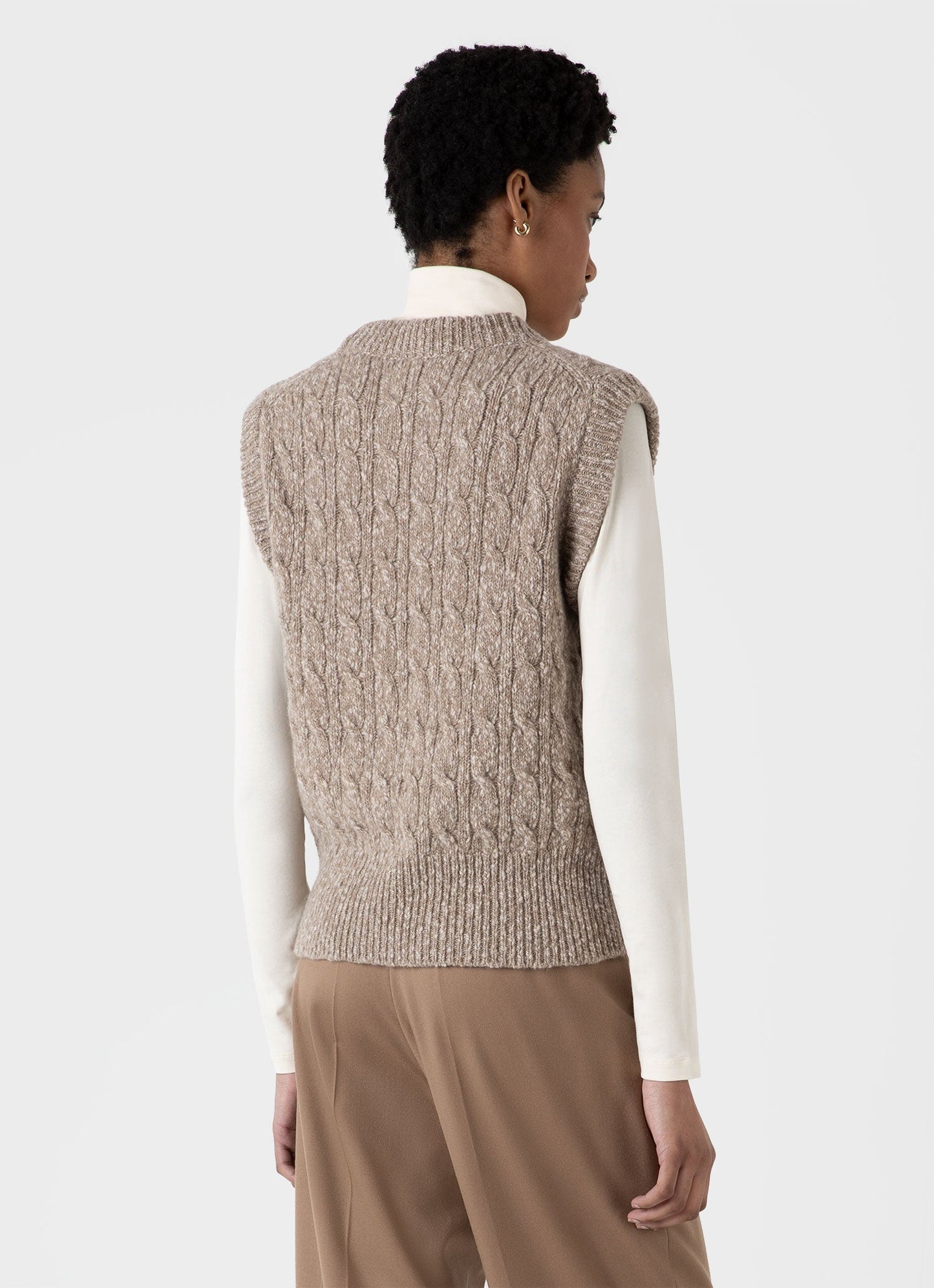 Womens Cable Knit Vest In Camel Twist Wtop8218 Brfh